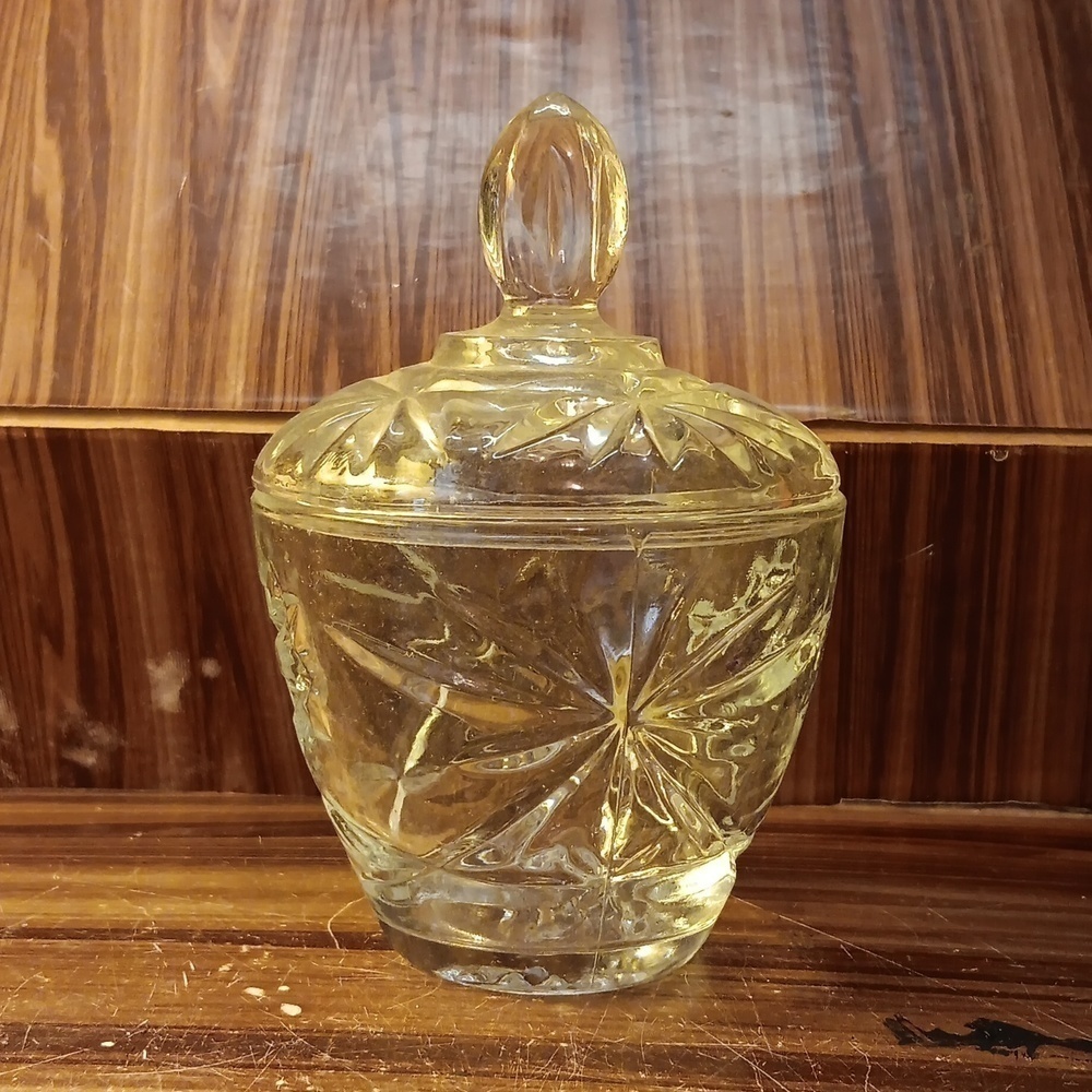 Vintage mcm Anchor ⚓️ Hocking stardust cut glass sugar dish